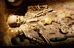 Remains of a Copper Age man buried with gold