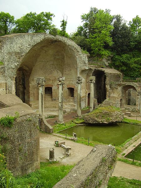 450px-Hadrian villa ruins