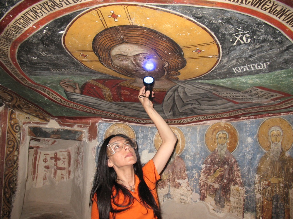 Byzantine-Monastery-Painting-uv-light
