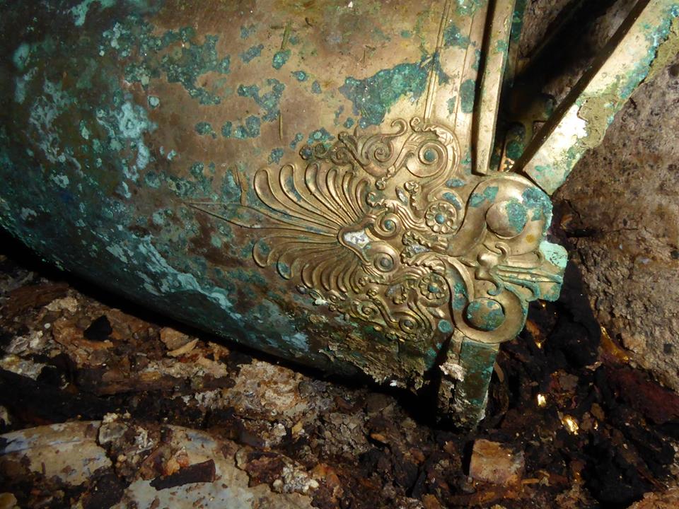 Greek-Tomb-Gold-Bowl
