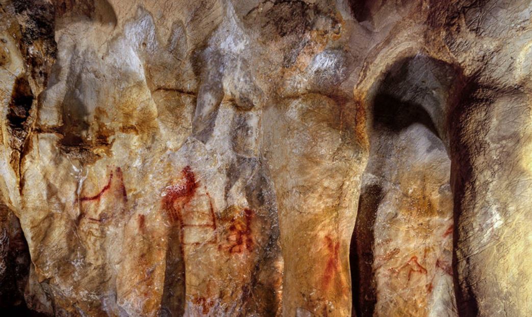 Neanderthal cave art