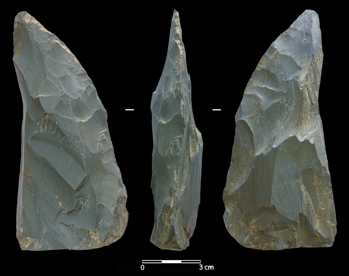Russia Neanderthal Tool