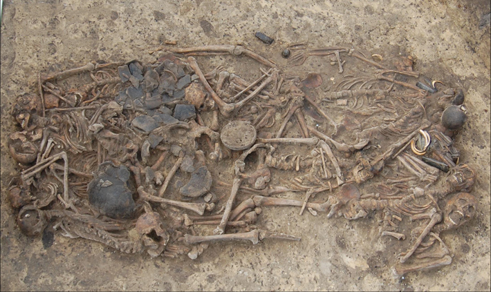 Trenches Poland Neolithic Massacre Grave