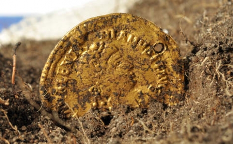 gold-coin-roman-sweden