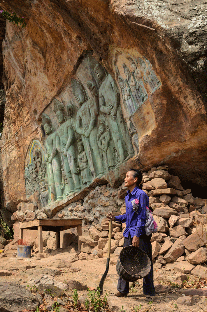 Phnom-Kulen-Hindu-Carvings-Nyap