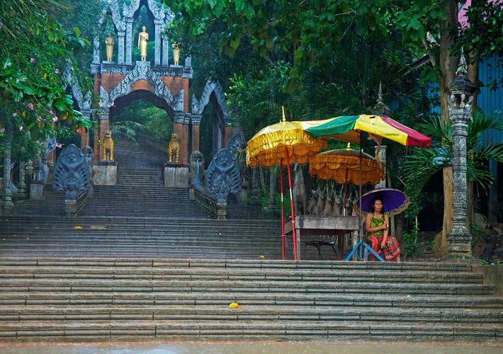 Phnom-Kulen-Temple-Rain