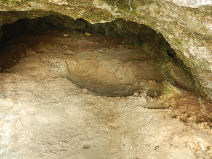 Neanderthal Burial Pit LaChapelleauxSaints