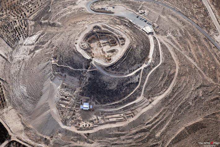 Trenches-West-Bank-Herodium-Aerial