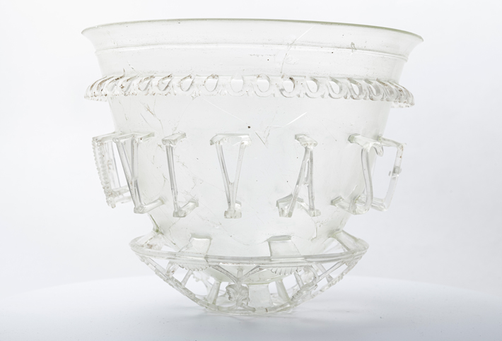 Restored side of cage cup showing the word “VIVAS,” or “live,” which is part of the phrase “VIVAS FELICITER,” or “live happily” (Courtesy Inrap)
