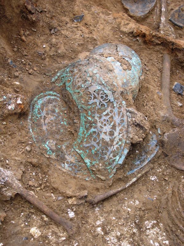 Iron-Age Warrior Burial Uncovered in Southeastern England - Archaeology  Magazine