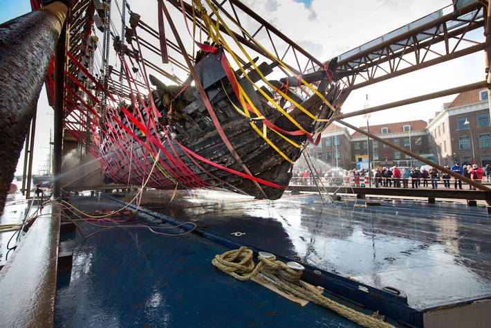 Netherlands shipwreck raising