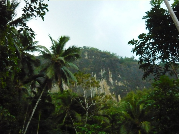 Sri Lanka Cave