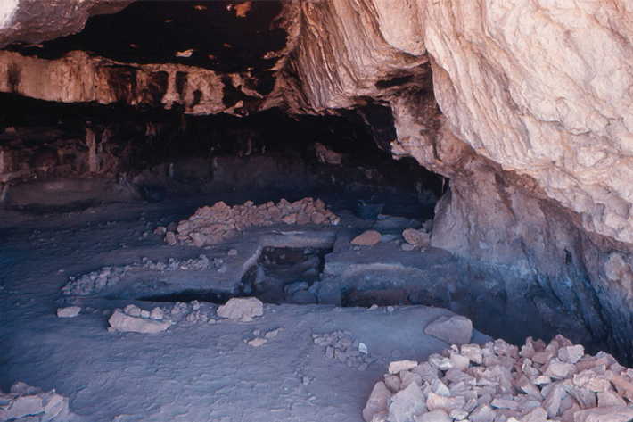 Lebanon Nachcharini Cave