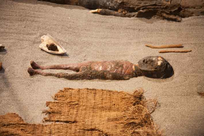 Trenches Atacama Mummies