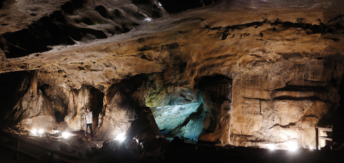 SO22 Digs Israel Teomim Cave