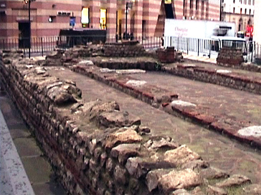 temple mithras ruins-london-archaeology